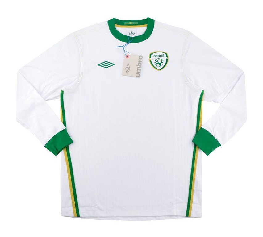Ireland 2010 Away Kit