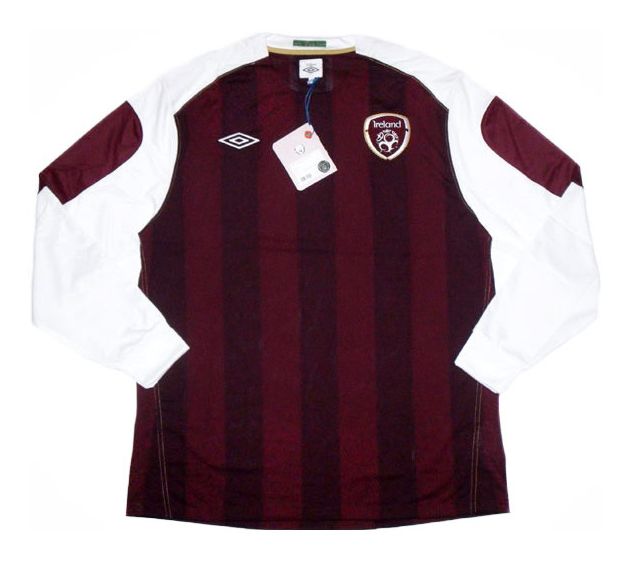 Ireland 2010 GK 2 Kit