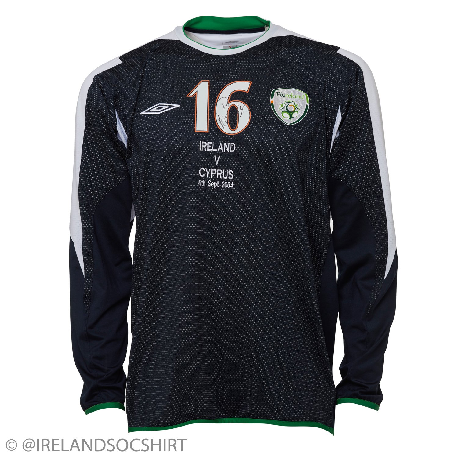 Ireland 2004 GK 1 Kit