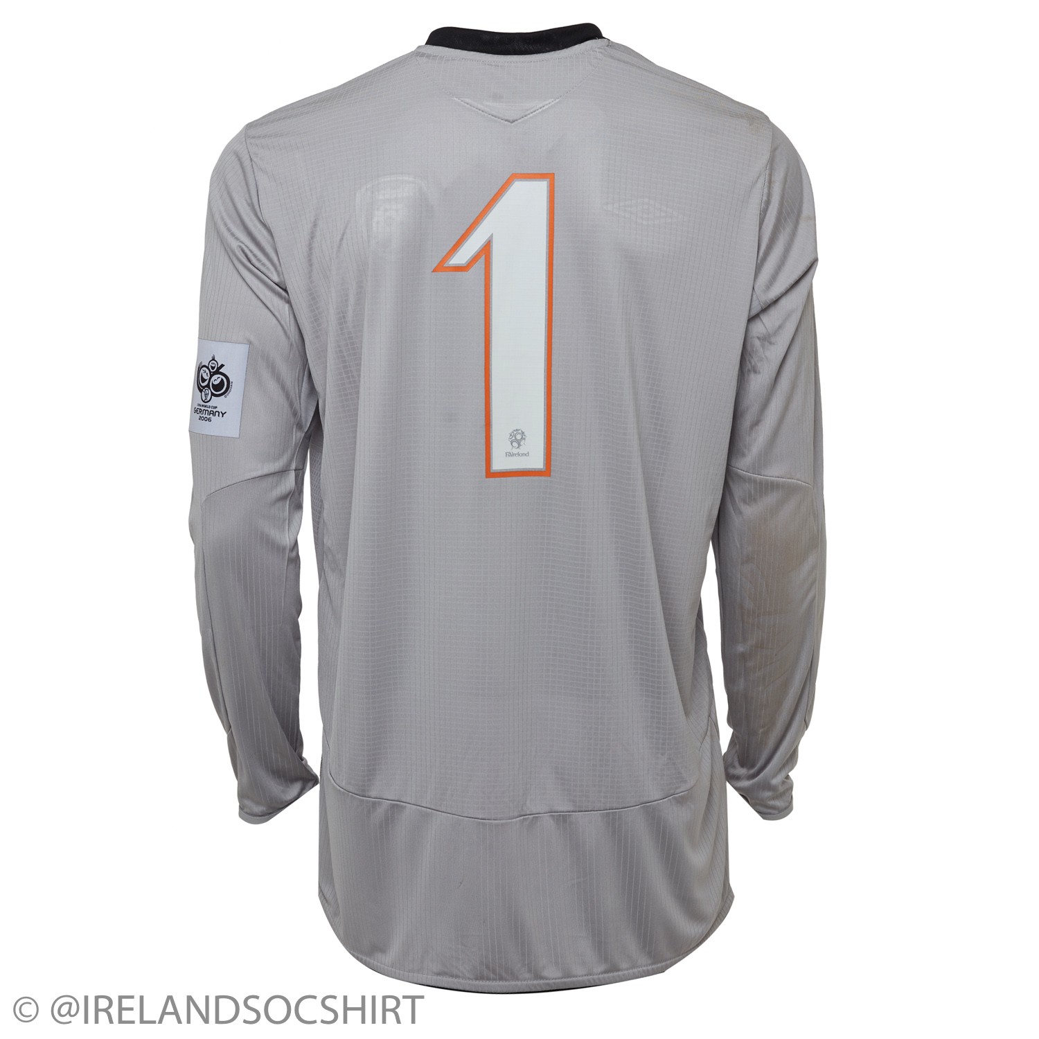 Ireland 2004 GK 2 Kit