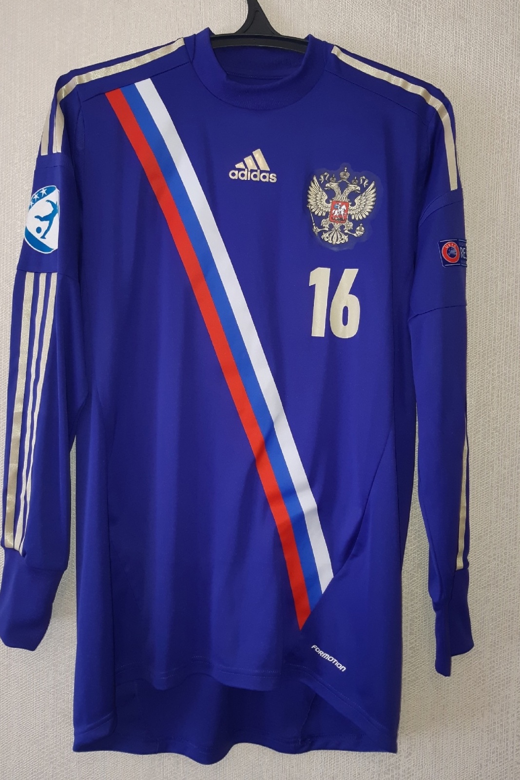 Russia 2012 GK 2 Kit