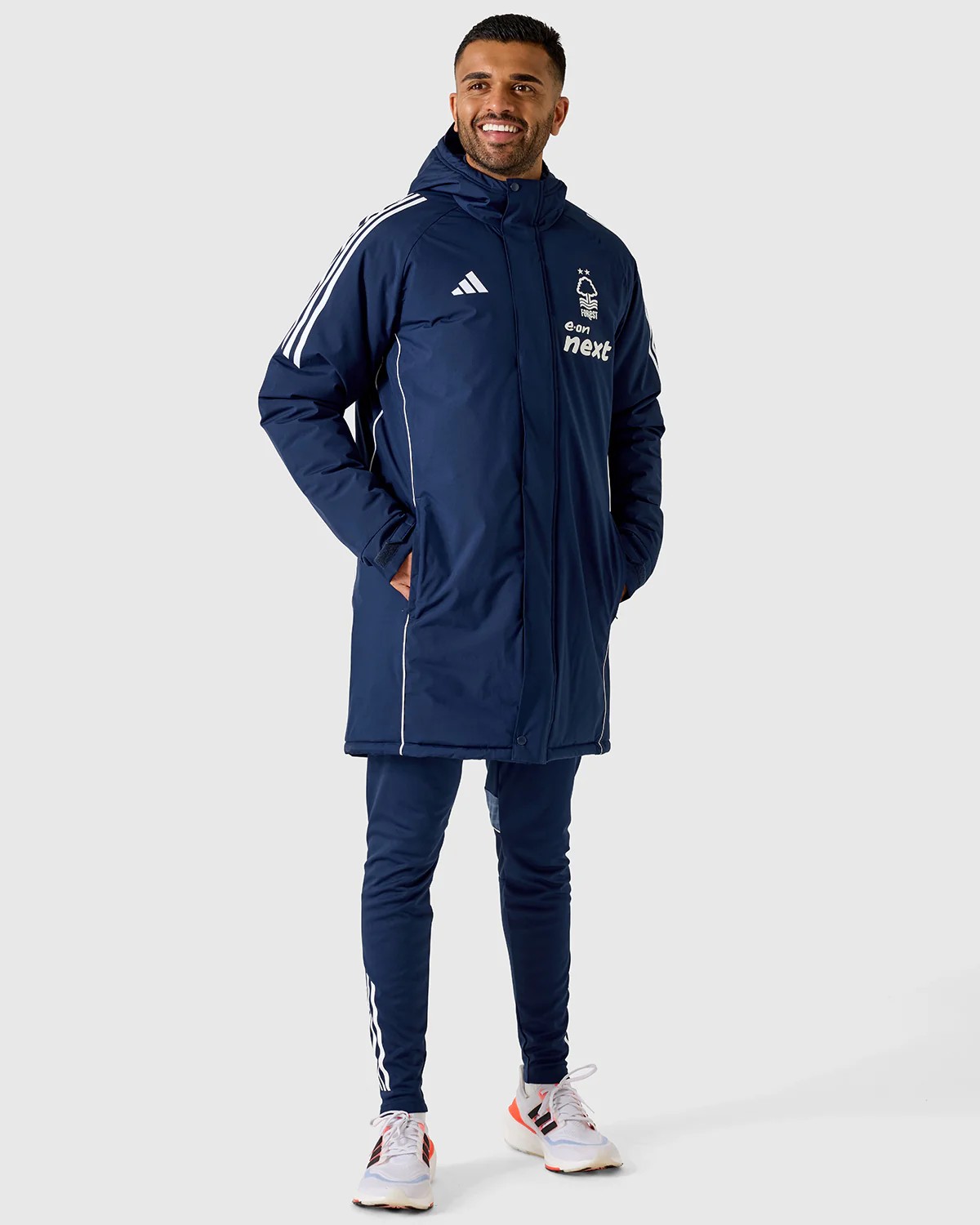Nottingham Forest 2025-26 Bench Kit