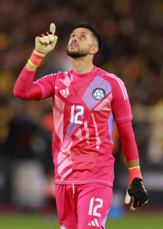 Colombia 2024 GK 1 Kit