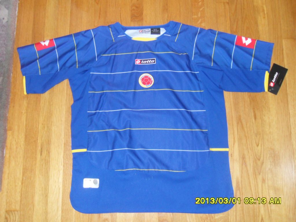 Colombia 2004 Away Kit