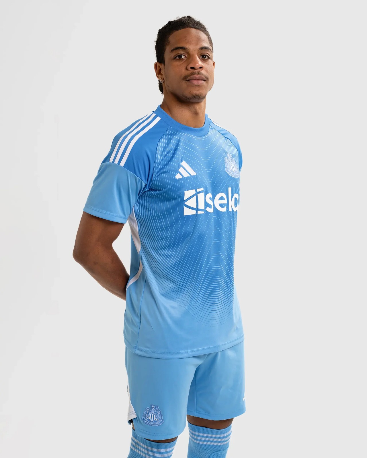 Newcastle United 2025-26 GK 1 Kit