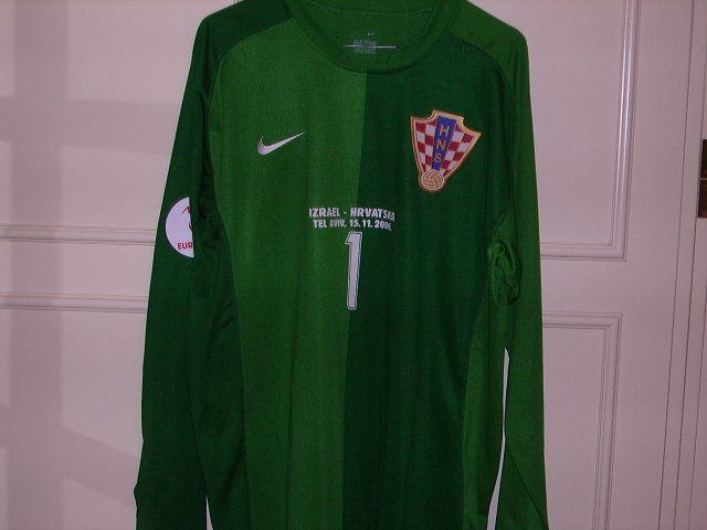 Croatia 2006 GK 1 Kit