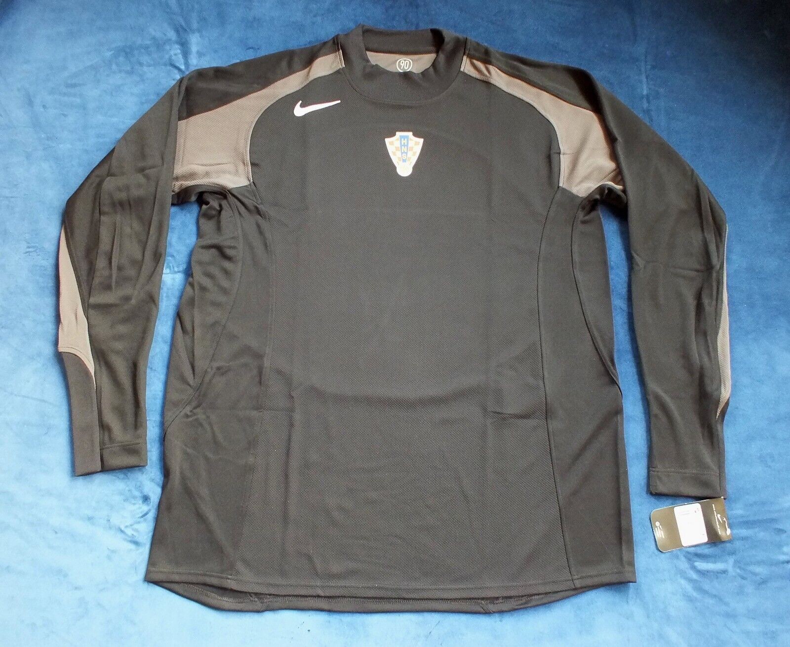 Croatia 2004 GK 2 Kit