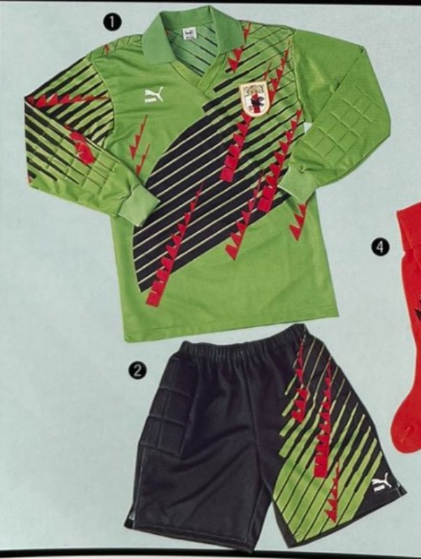 Japan 1993-94 GK 1 Kit