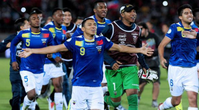 Ecuador 2011 Away Kit