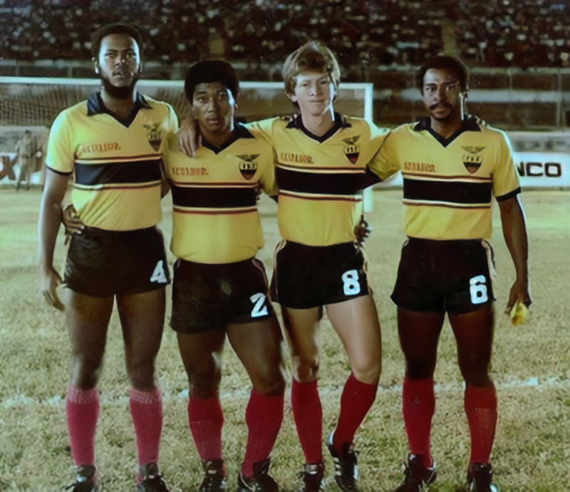 Ecuador 1985 Home 2 Kit