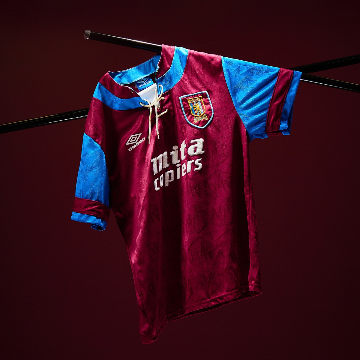Aston Villa 1992-93 Home Kit