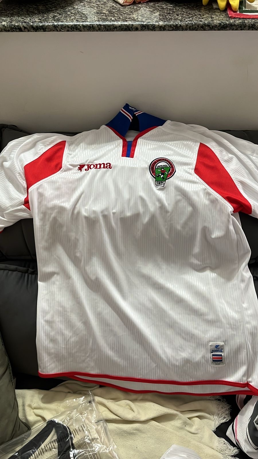 Costa Rica 2000 Away Kit