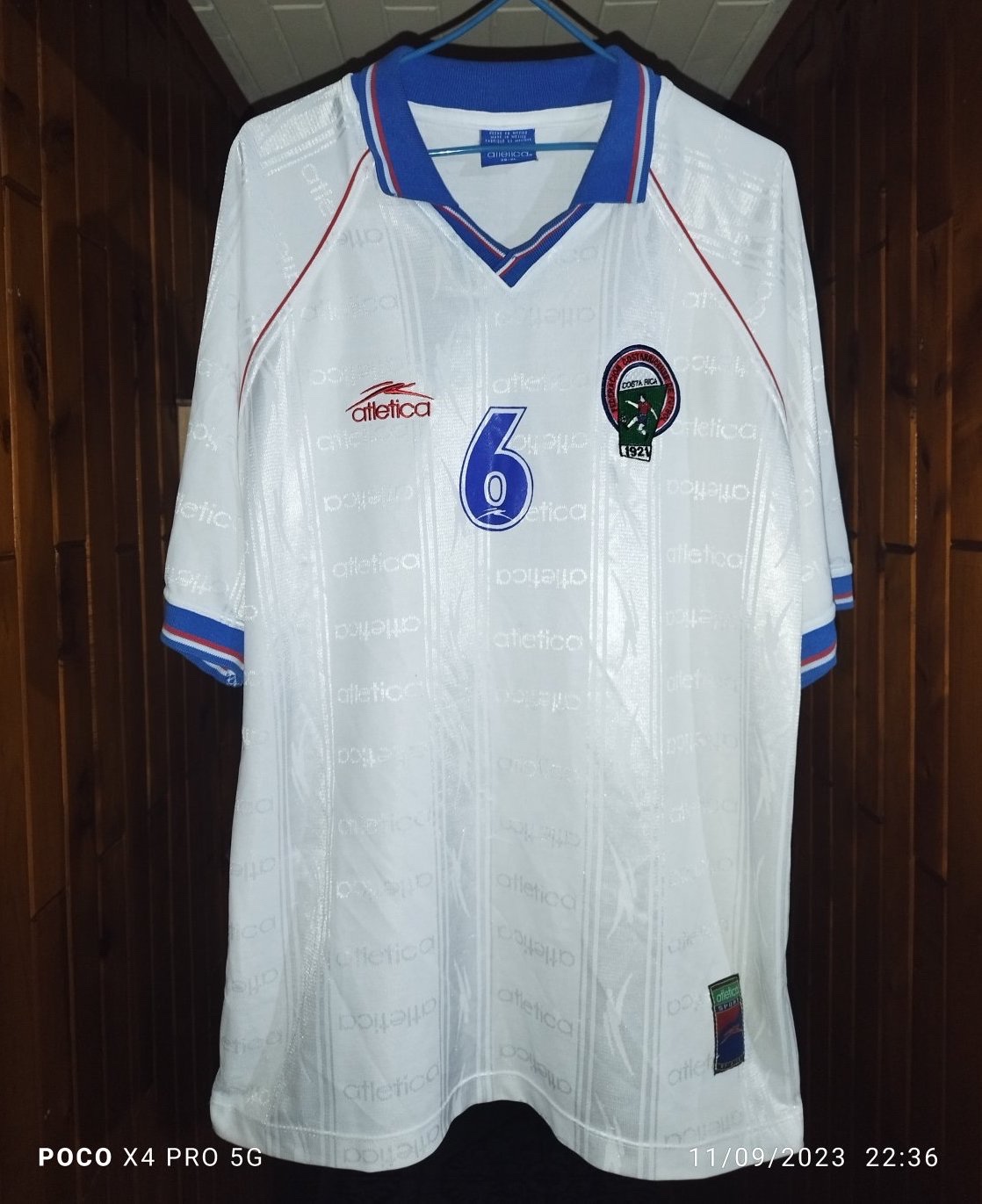 Costa Rica 1999 Away Kit