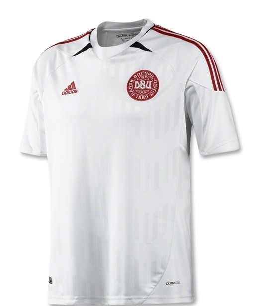 Denmark 2012 Away Kit
