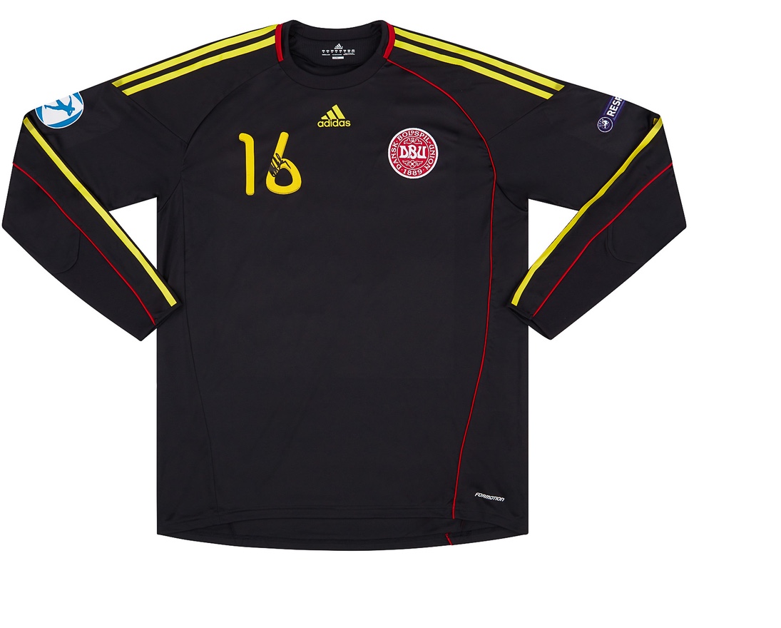 Denmark 2010 GK Home Kit