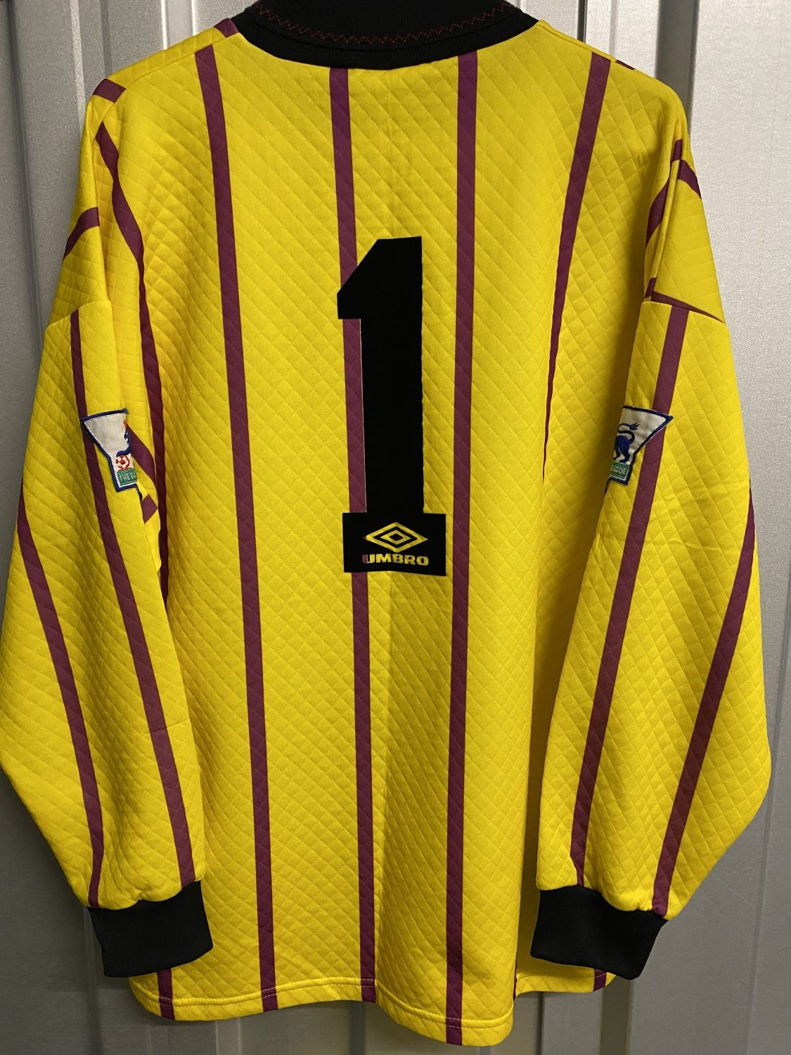 Sheffield Wednesday 1992-93 GK 3 Kit