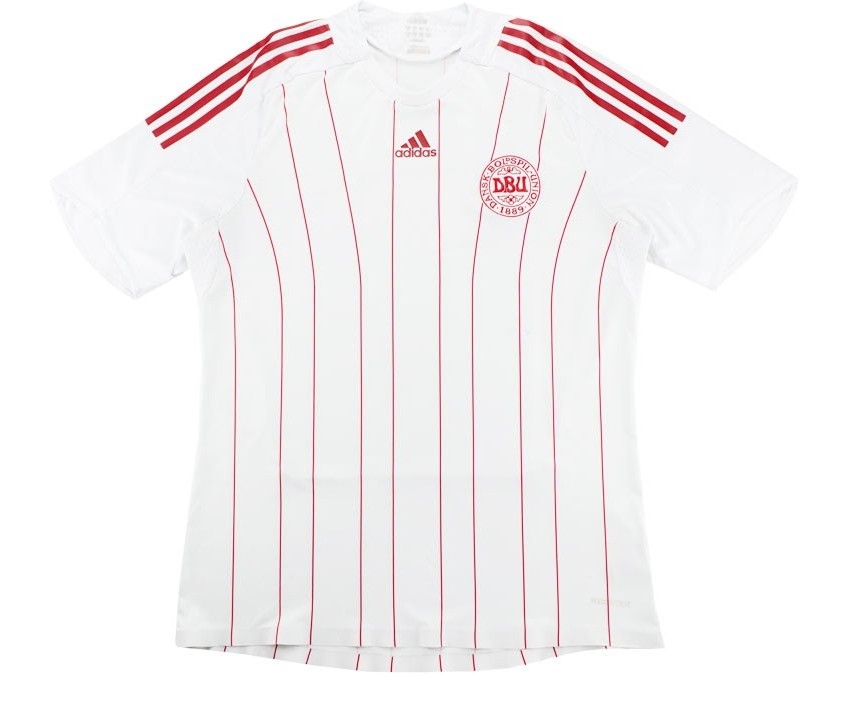 Denmark 2008 Away Kit
