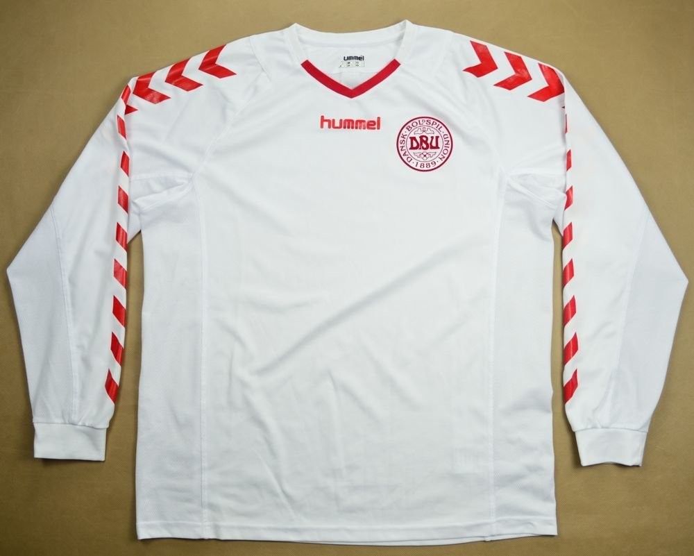 Denmark 2003 Away Kit