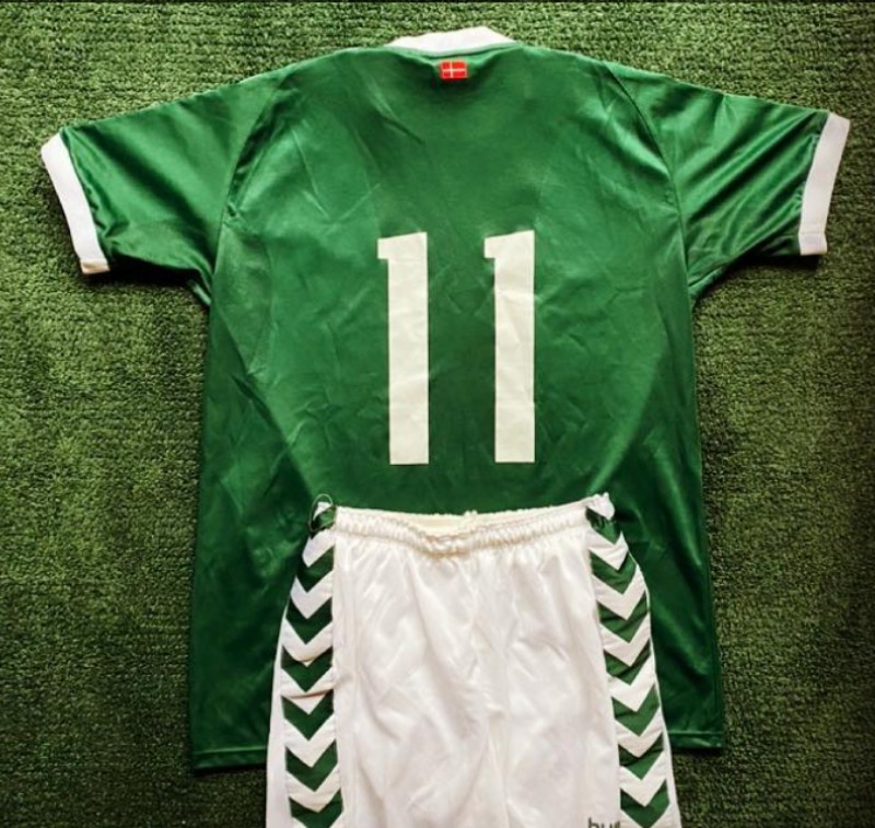 Denmark 2002 Third Kit
