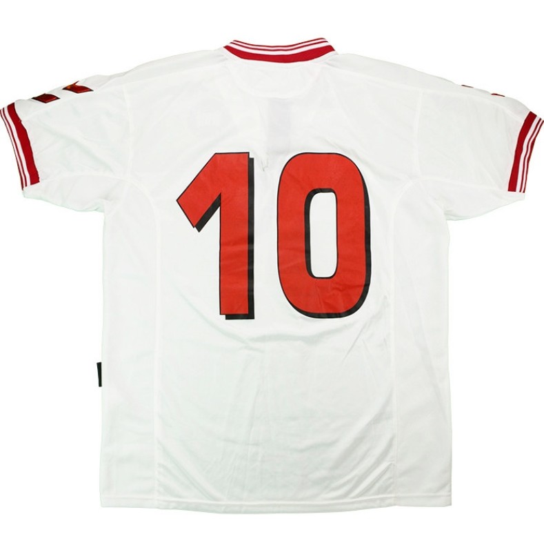 Denmark 2000 Away Kit