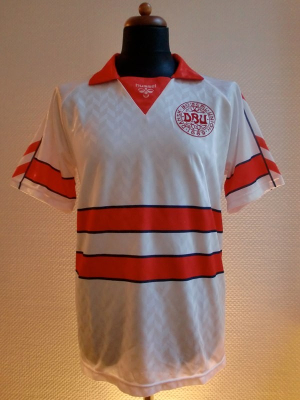 Denmark 1988 Away Kit