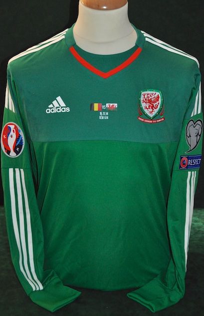 Wales 2015 GK 1 Kit