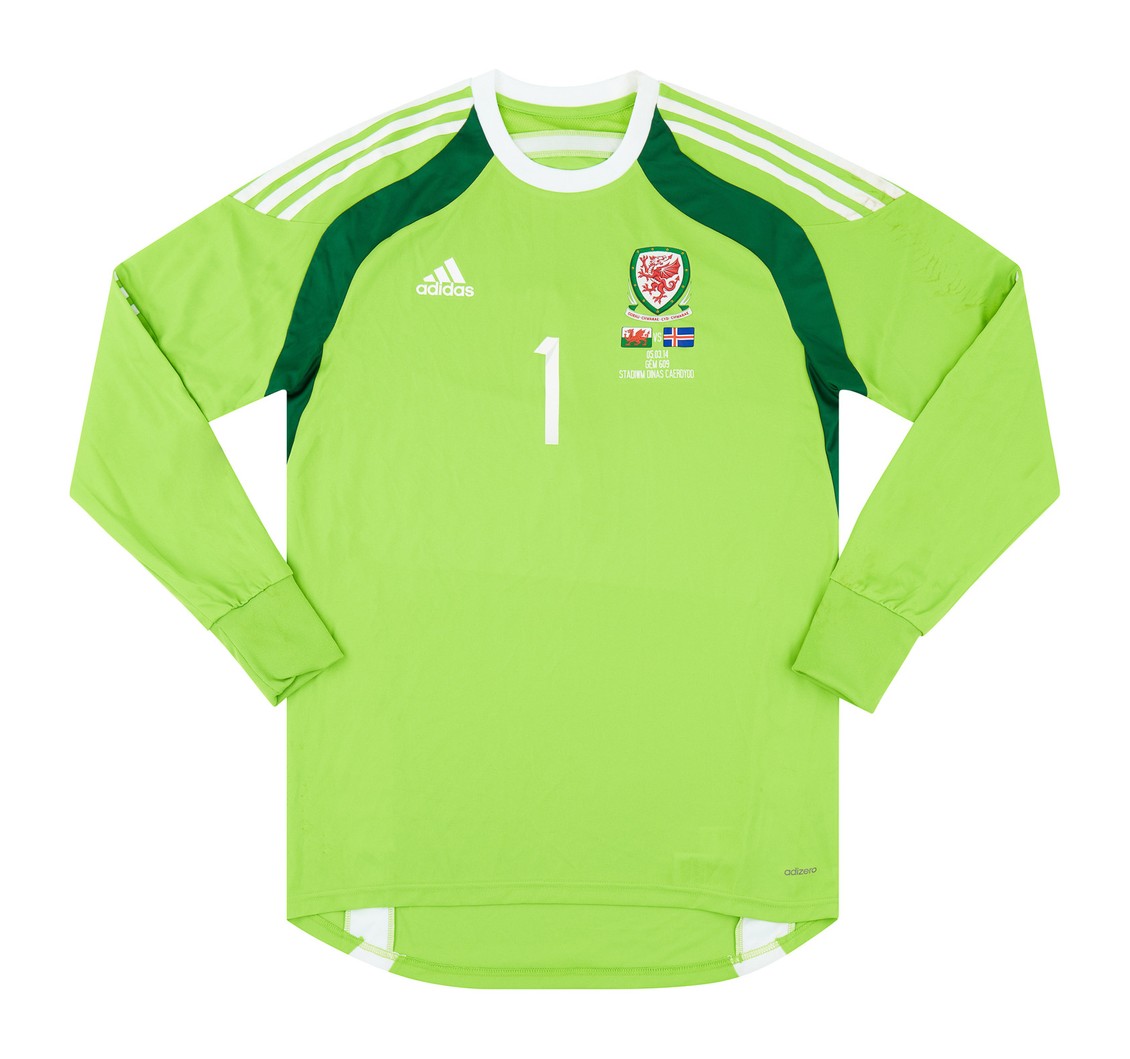Wales 2014 GK 1 Kit