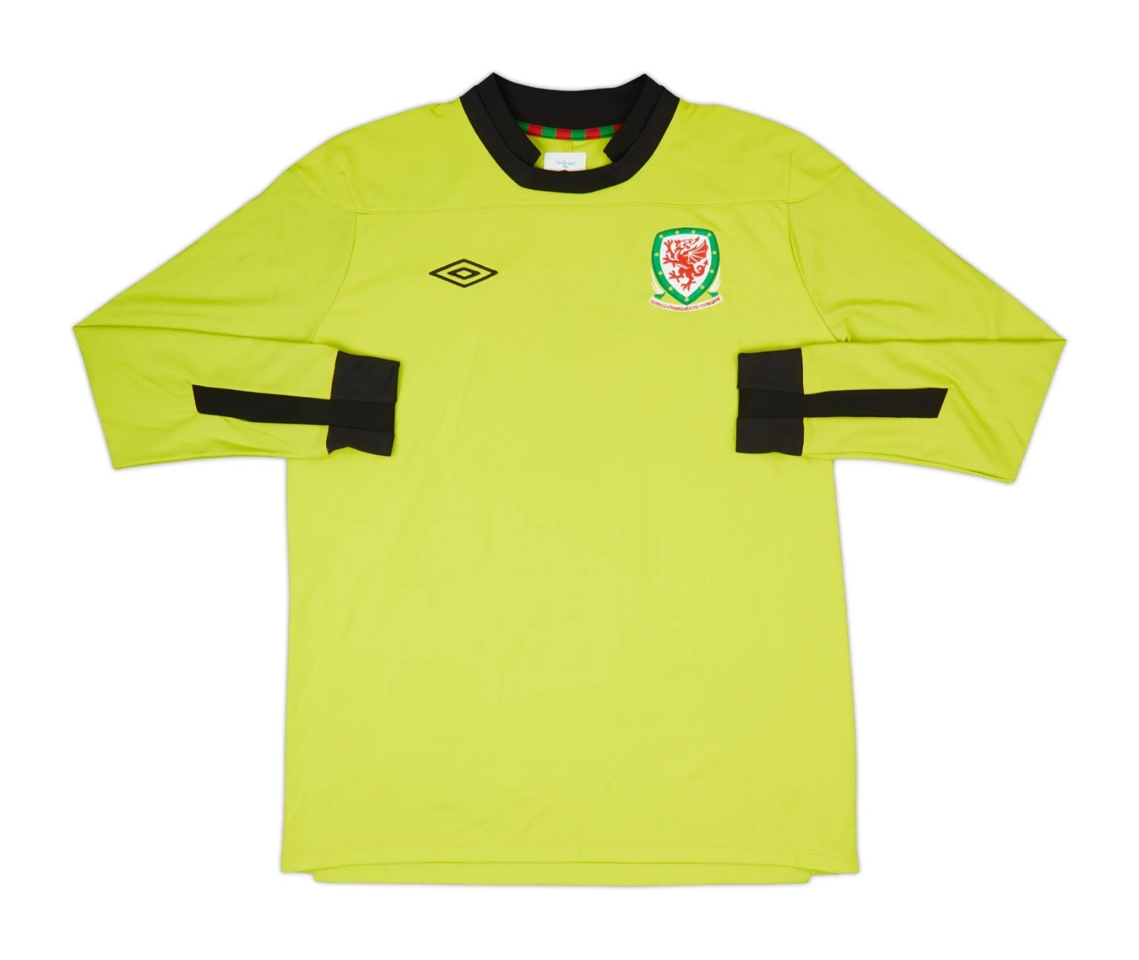 Wales 2011 GK 1 Kit