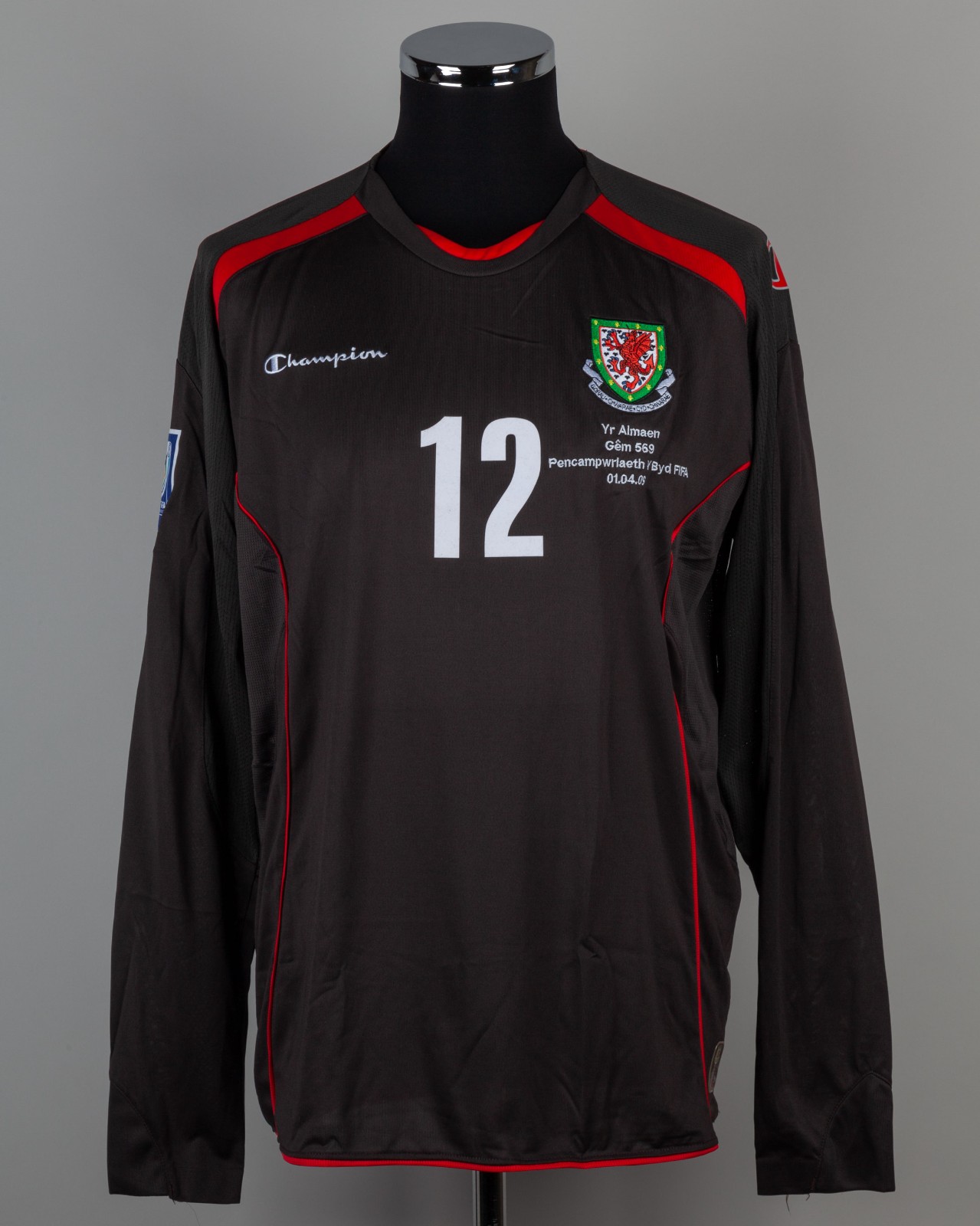 Wales 2008 GK 2 Kit