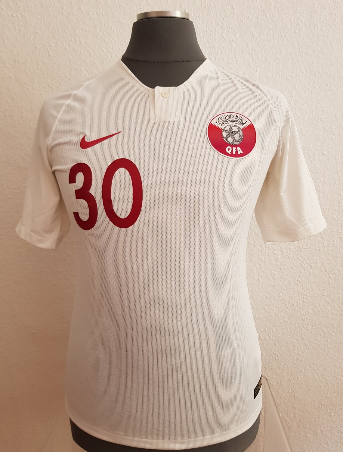 Qatar 2018 Away Kit