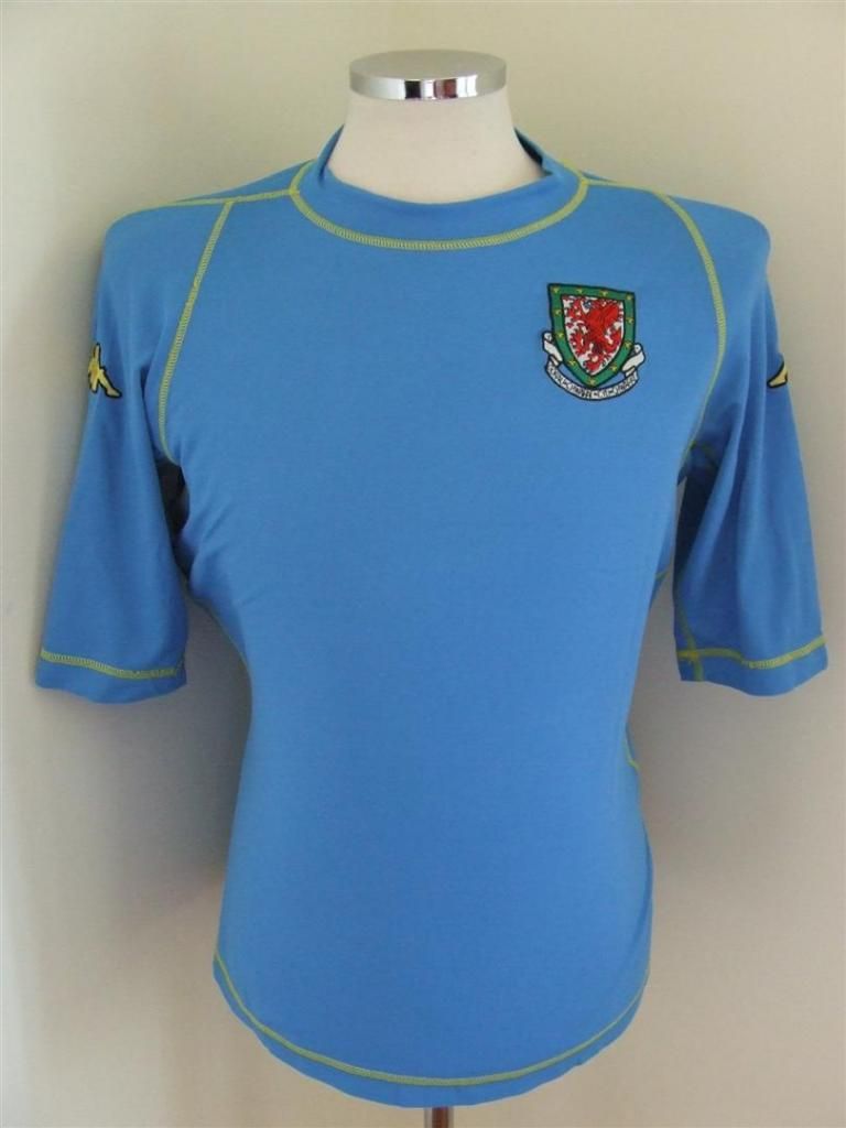 Wales 2004 Third Kit