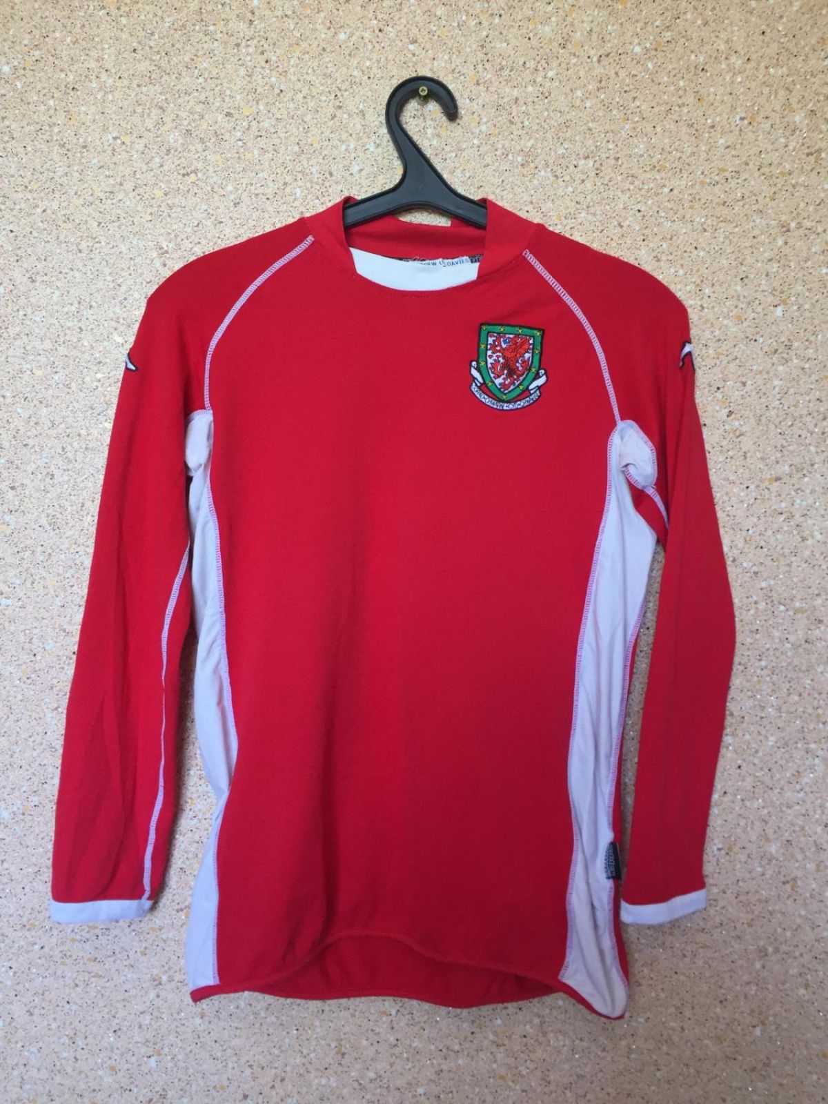 Wales 2002 Home Kit