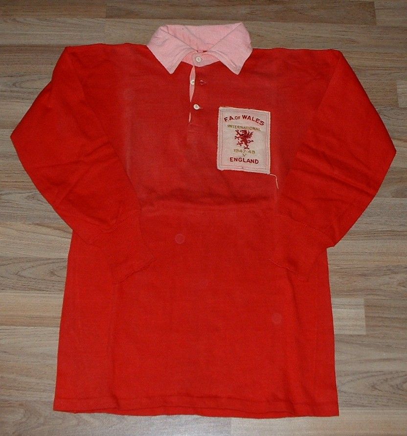 Wales 1947 Home Kit
