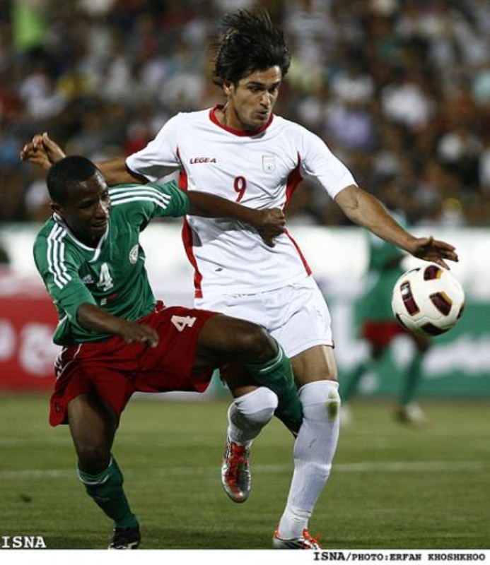 Iran 2011 Home 3 Kit