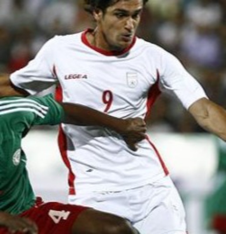 Iran 2011 Home 3 Kit