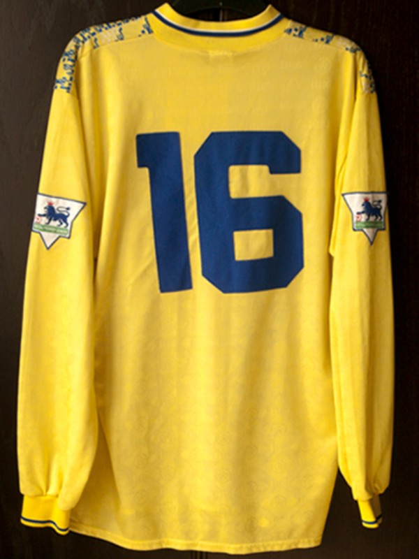 Leeds United 1992-93 Third Kit