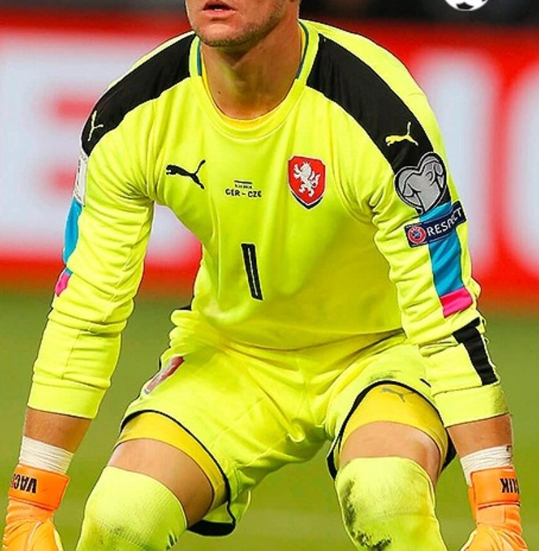 Czech Republic 2016 GK 1 Kit