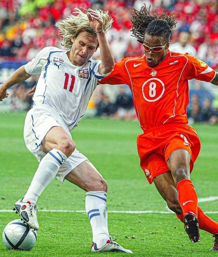 Czech Republic 2004 Away Kit