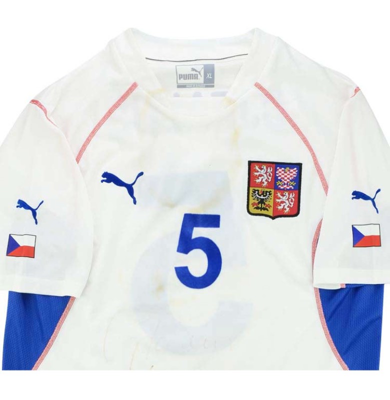Czech Republic 2002 Away Kit