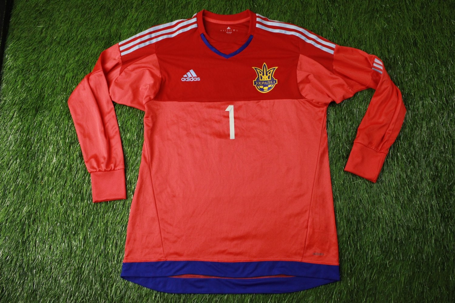 Ukraine 2015 GK 1 Kit