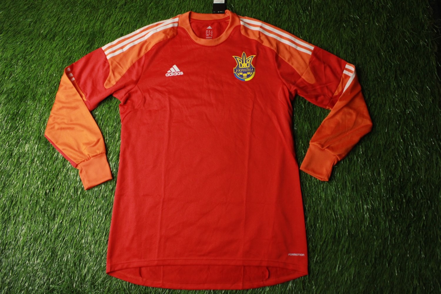 Ukraine 2013 GK 3 Kit