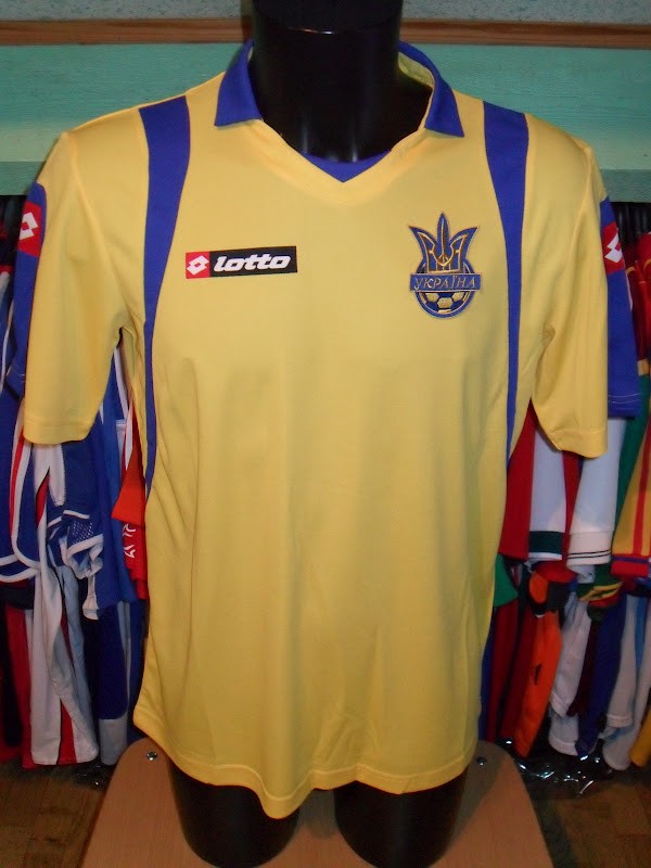 Ukraine 2008-09 Home Kit