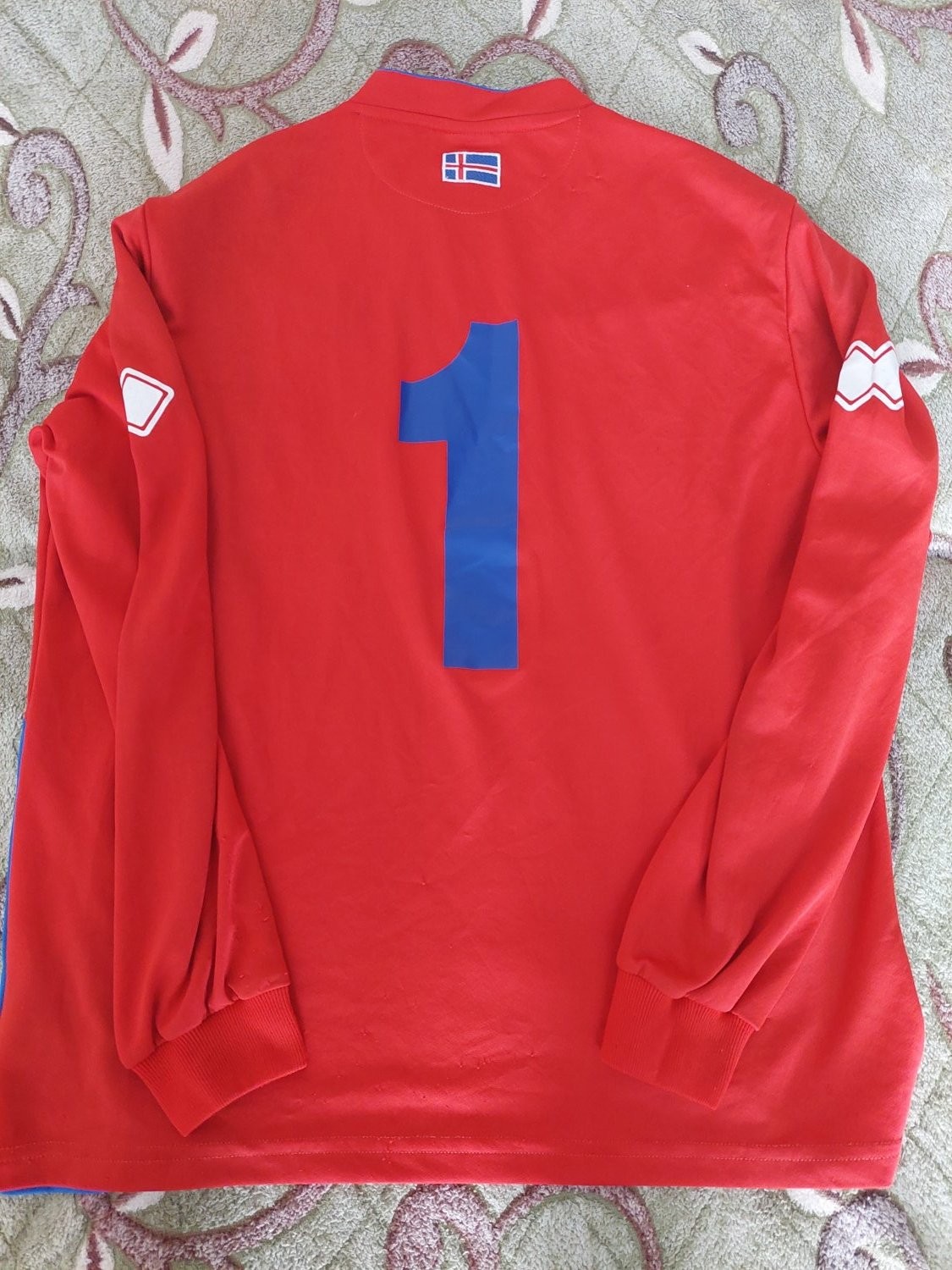 Iceland 2012 GK 1 Kit