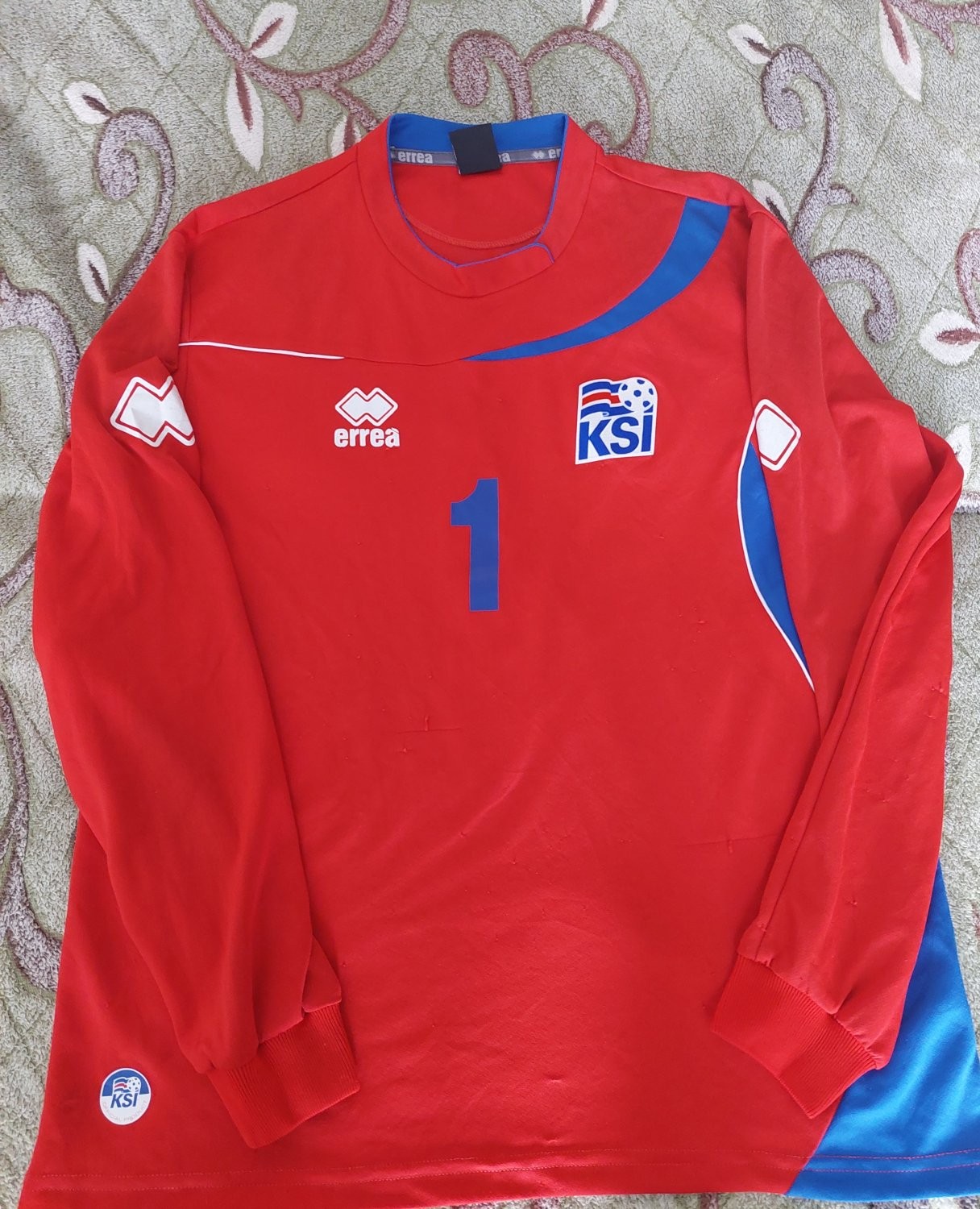 Iceland 2012 GK 1 Kit