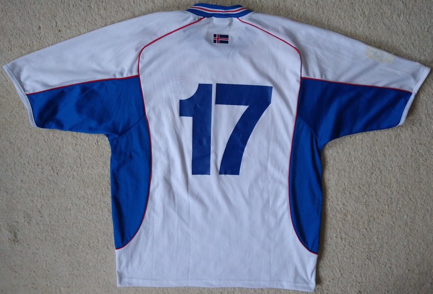 Iceland 2004 Away Kit