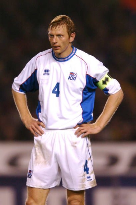 Iceland 2004 Away Kit