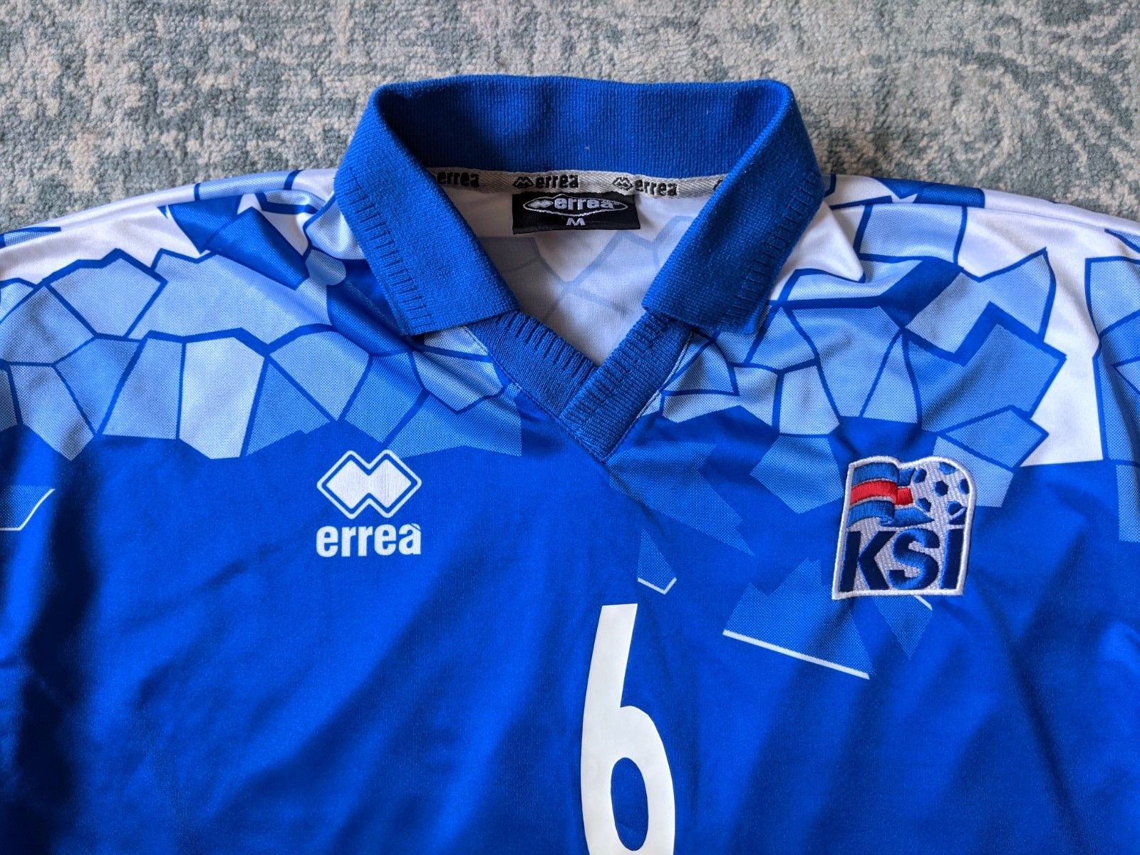 Iceland 2002 Home Kit