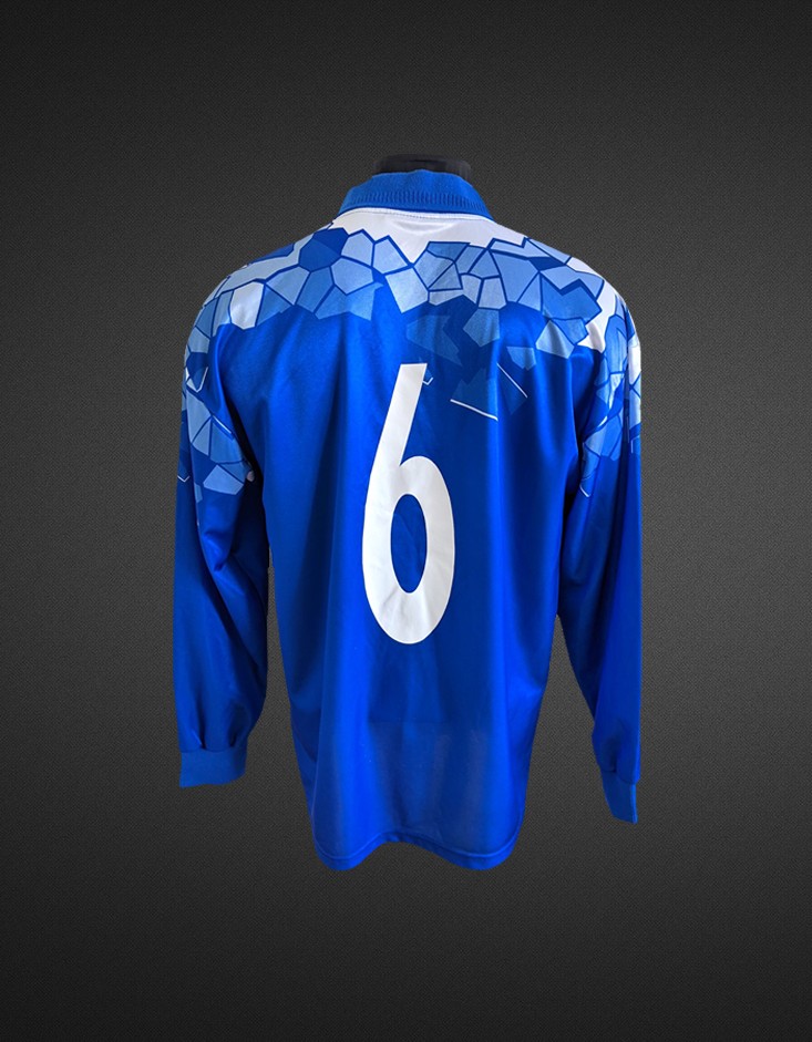 Iceland 2002 Home Kit