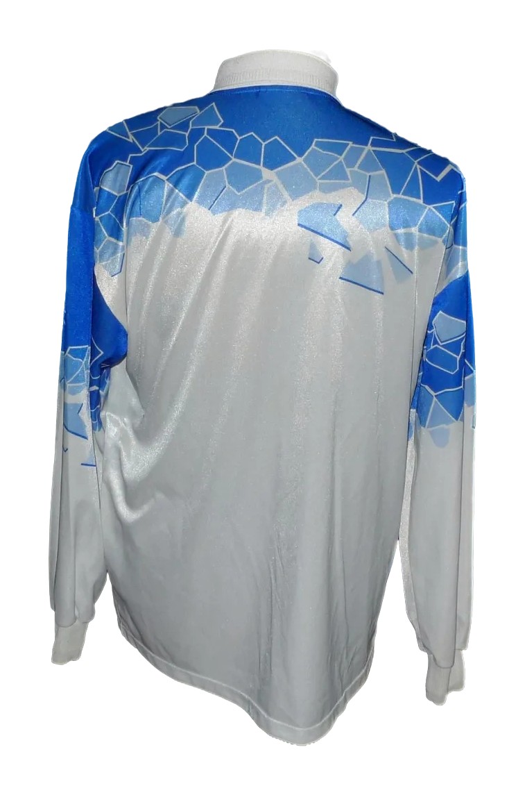 Iceland 2002 Away Kit