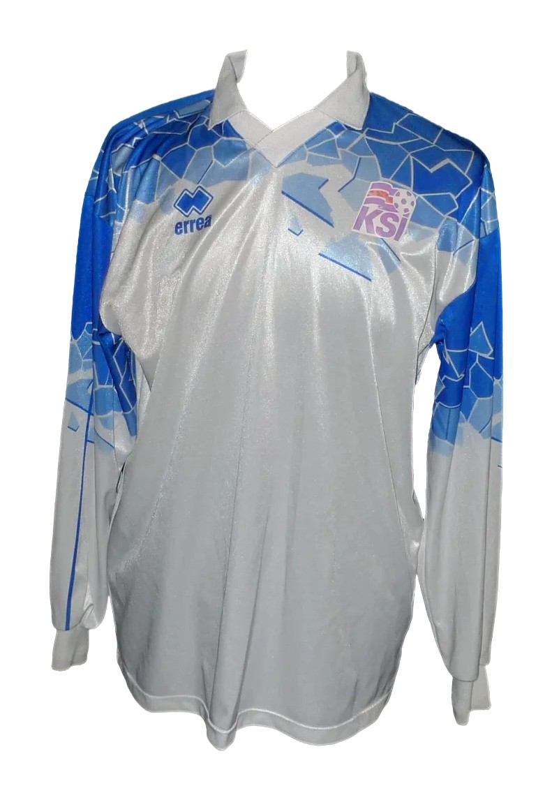 Iceland 2002 Away Kit